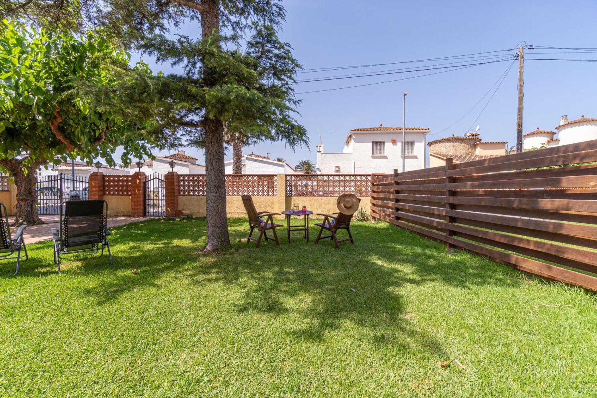 Apart-Rent Casa Con Jardin Pani 0081 Empuriabrava Buitenkant foto