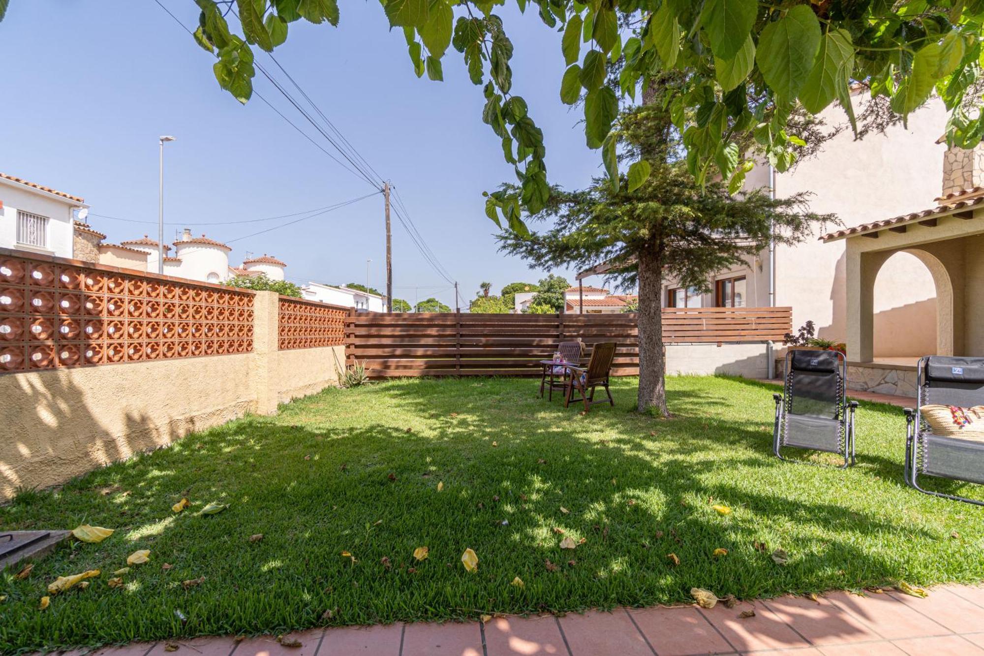 Apart-Rent Casa Con Jardin Pani 0081 Empuriabrava Buitenkant foto